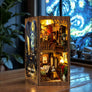 Book Nook Van Gogh – décoration artisanale lumineuse avec peinture La Nuit étoilée, maquette en bois pour amateurs d’art et de lecture.